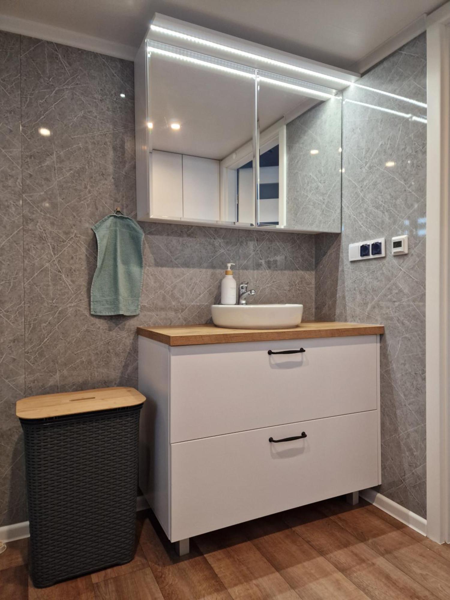Tiny House In Schoener Lage 卢斯特瑙 外观 照片
